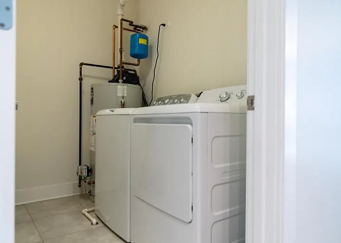 Stylish Cozy 3br 420 Friendly With Gym Near Mccormick Place, Grant Park And Soldier Field