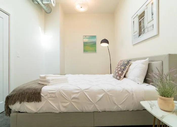 Stylish Cozy 3br 420 Friendly With Gym Near Mccormick Place, Grant Park And Soldier Field *