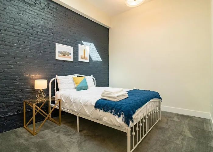 Stylish Cozy 3br 420 Friendly With Gym Near Mccormick Place, Grant Park And Soldier Field