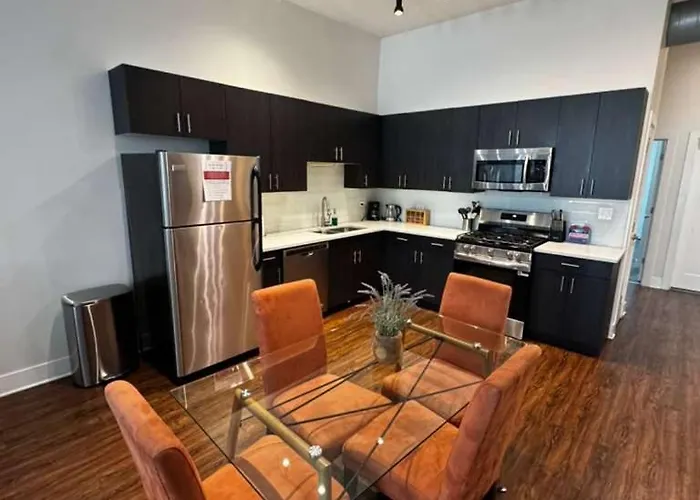 Stylish Cozy 3br 420 Friendly With Gym Near Mccormick Place, Grant Park And Soldier Field